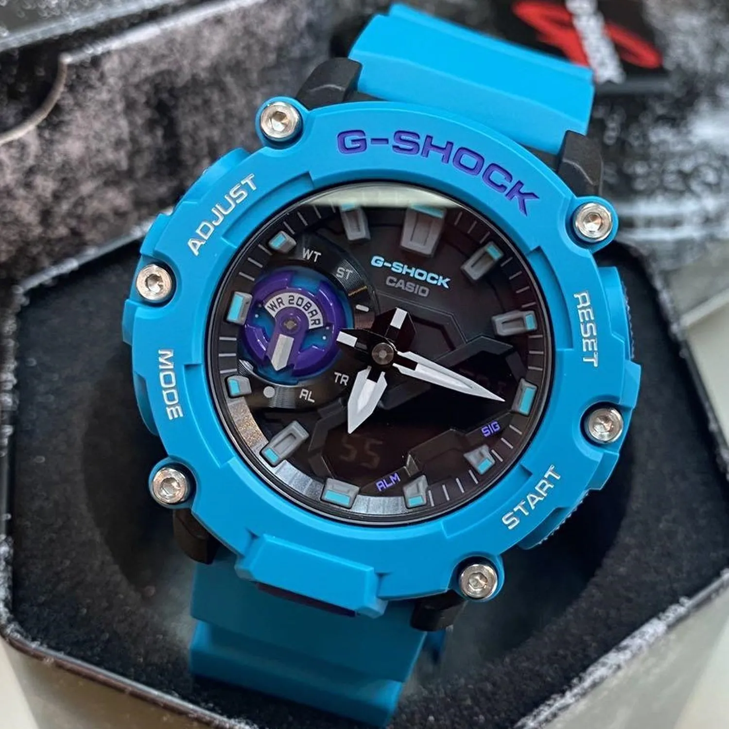 Casio G-Shock Standard Analog Digital GA-2200-2A 200M Men's Watch