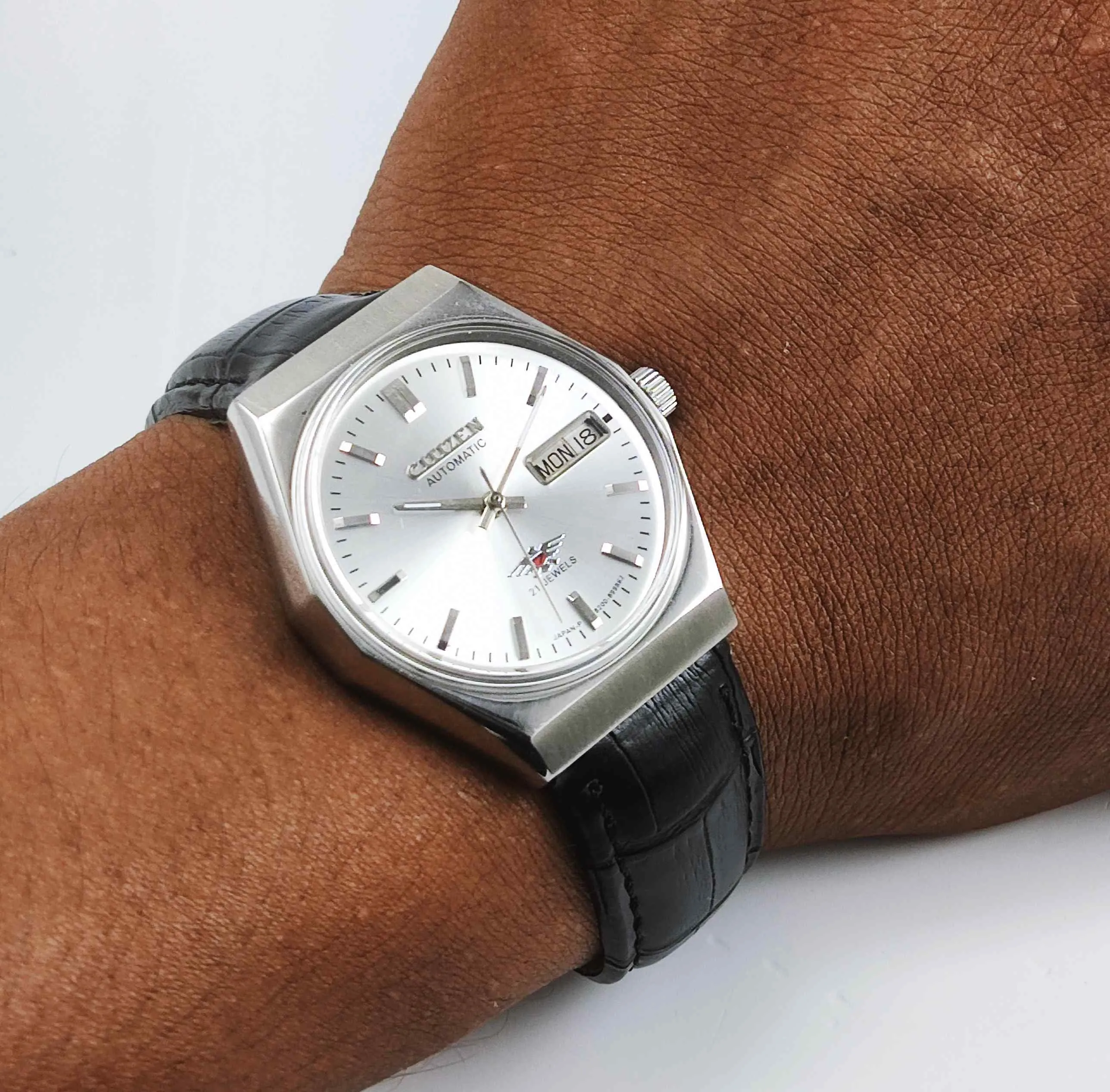 Citizen Automatic 21 Jewels 8200A Silver Dial Day Date Watch