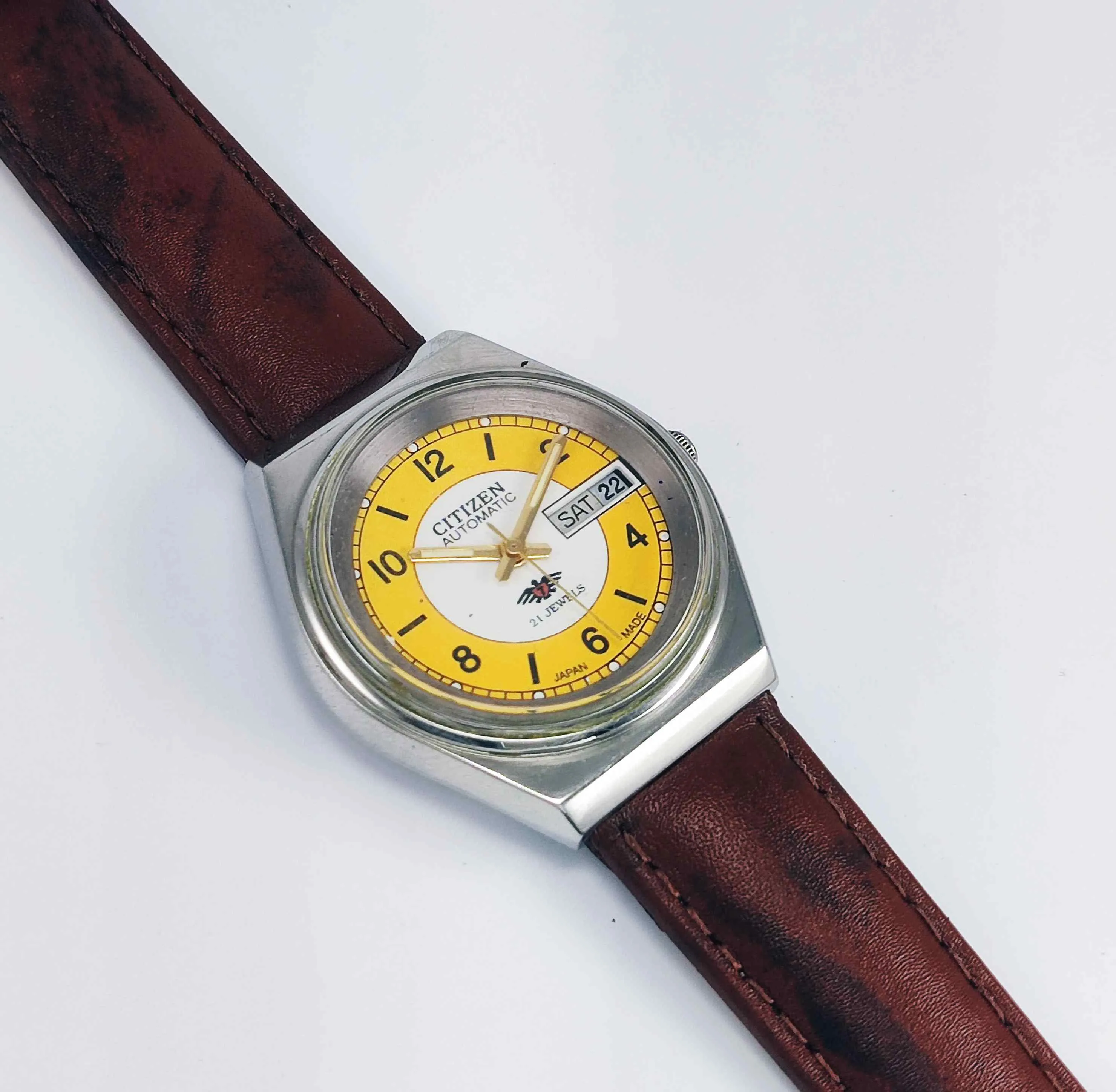 Citizen Automatic 8200 White-Yellow Dial 21 Jewels Day Date Men's Mechanical Watch