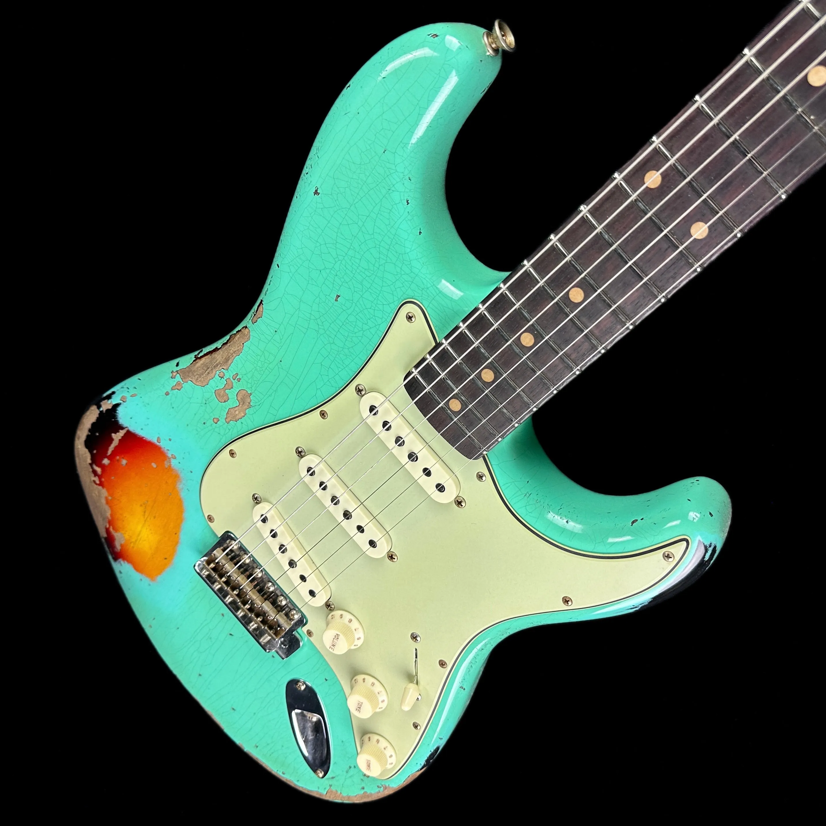 Fender Custom Shop Limited Edition 62 Strat Heavy Relic Faded Aged Sea Foam Green Over 3 Color Sunburst w/case