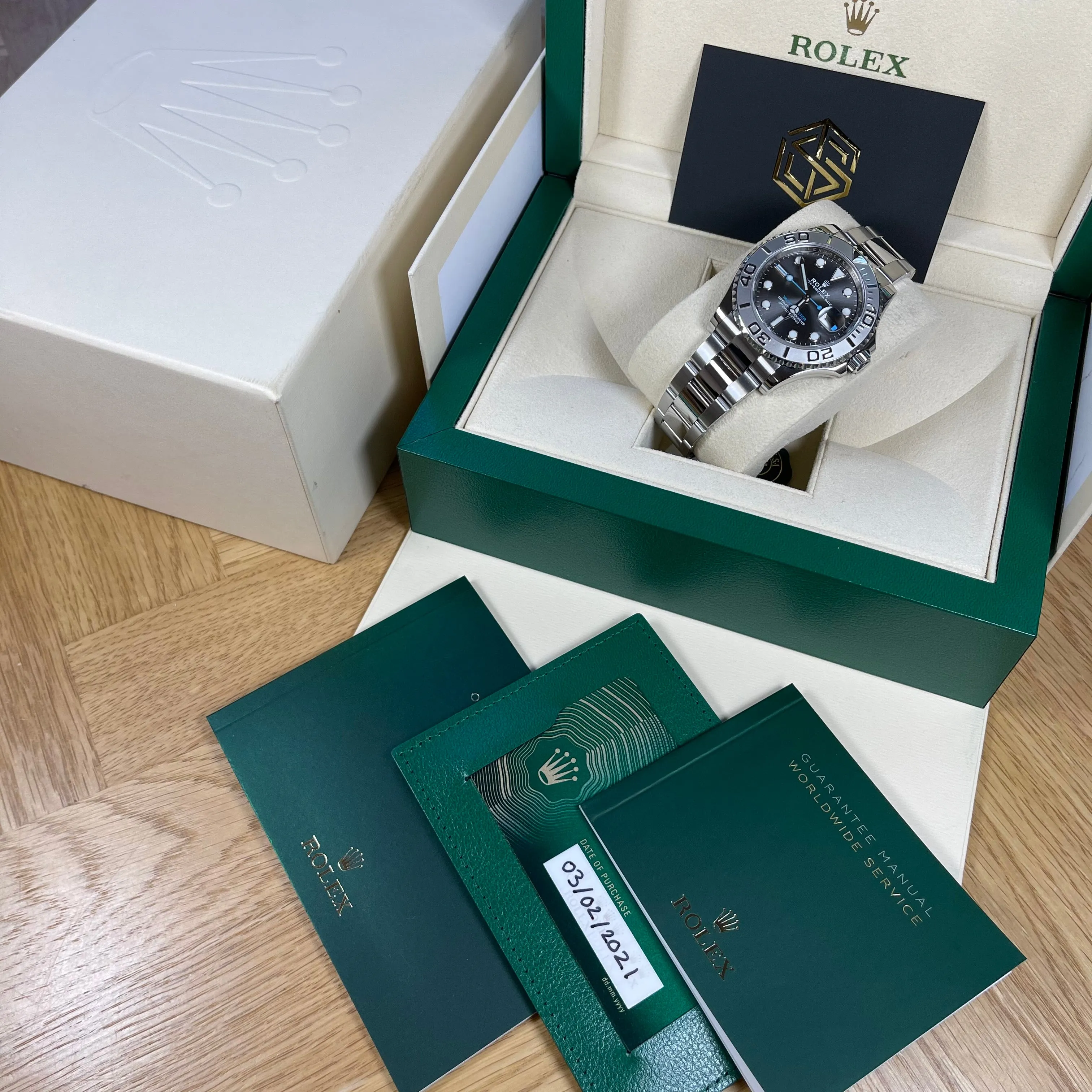Rolex Yacht-Master 40 126622 Rhodium Dial 2021 Near Mint Condition Watch