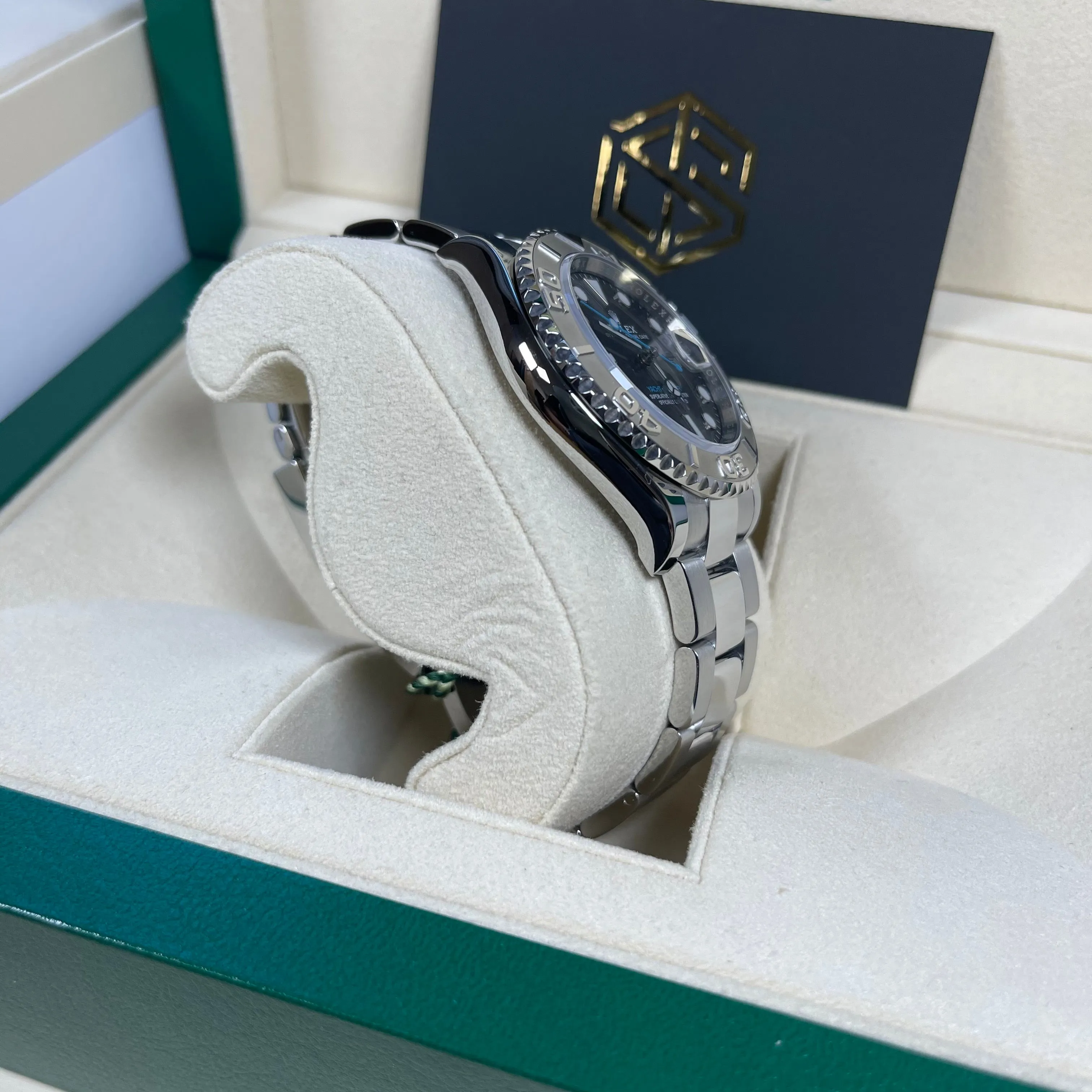 Rolex Yacht-Master 40 126622 Rhodium Dial 2021 Near Mint Condition Watch
