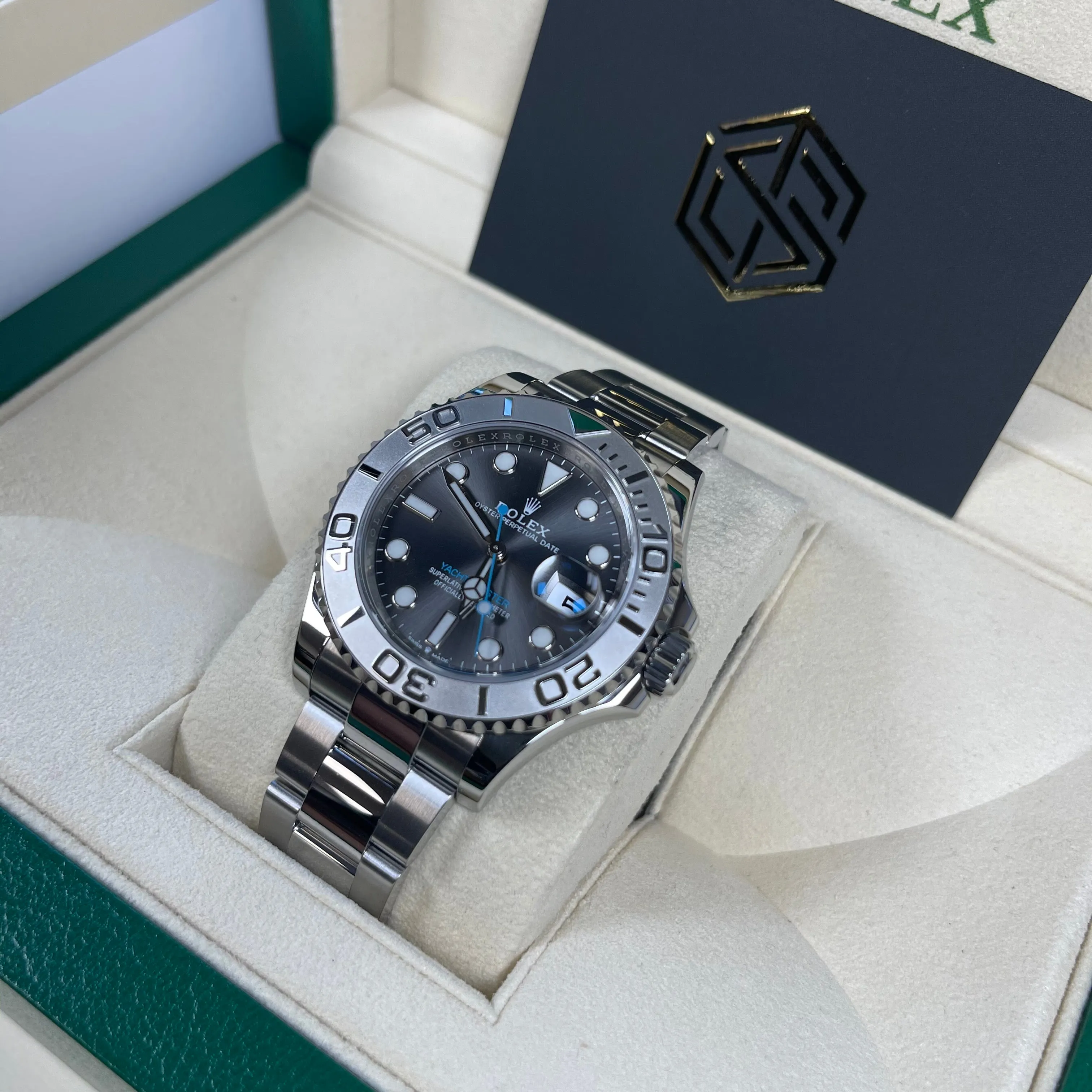 Rolex Yacht-Master 40 126622 Rhodium Dial 2021 Near Mint Condition Watch